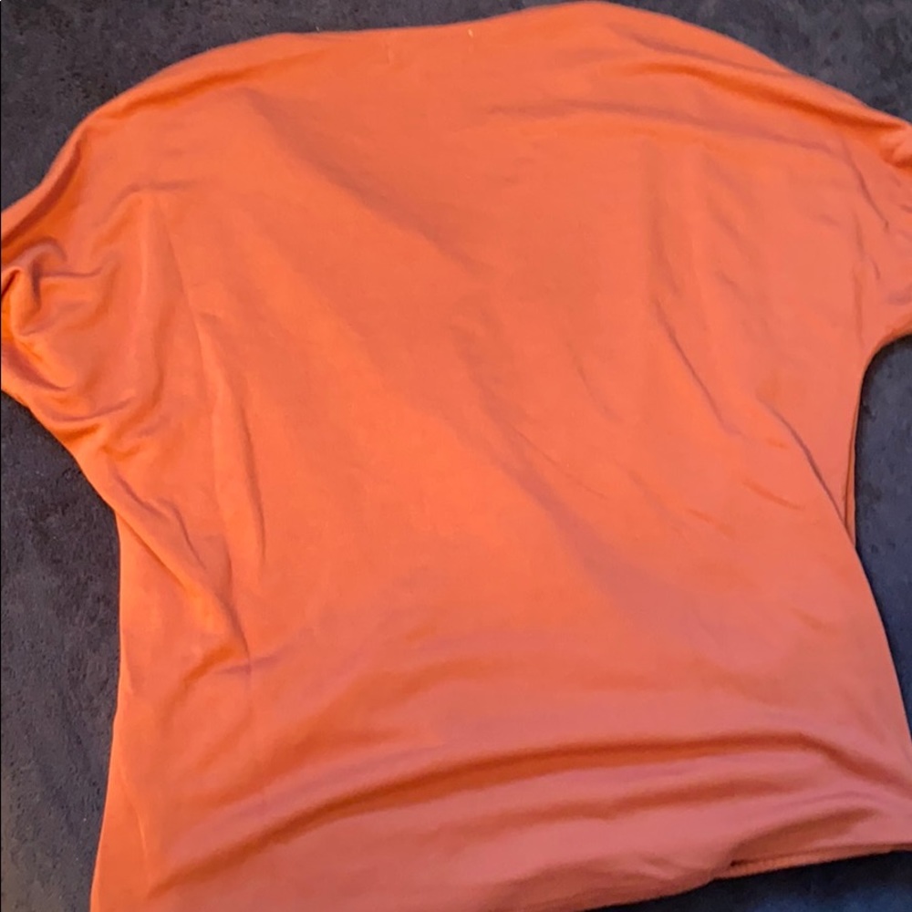 Cross front Tee - Picture 4 of 4